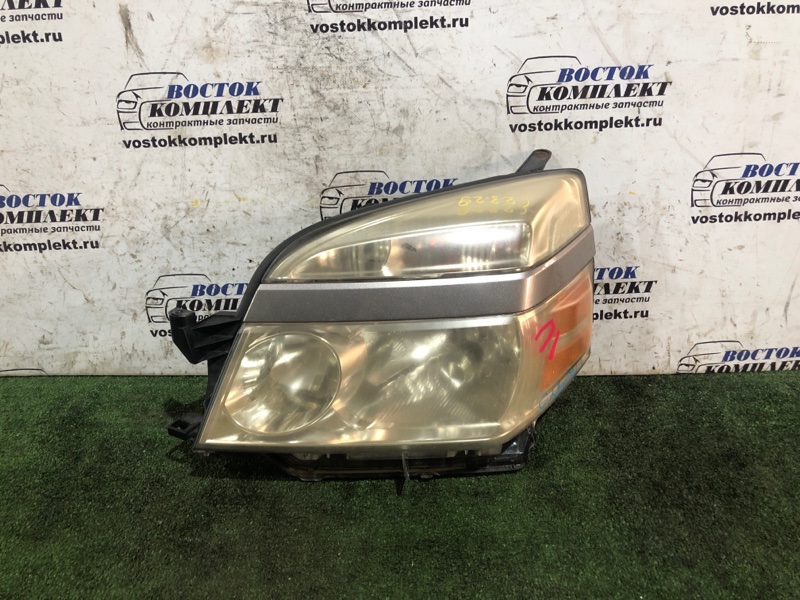 Фара Toyota Voxy 2006 AZR65G 1AZ-FSE перед лев