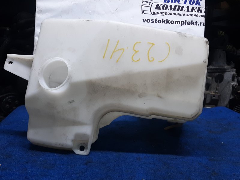 Бачок омывателя Mazda Atenza 2002 GG3S L3-DE