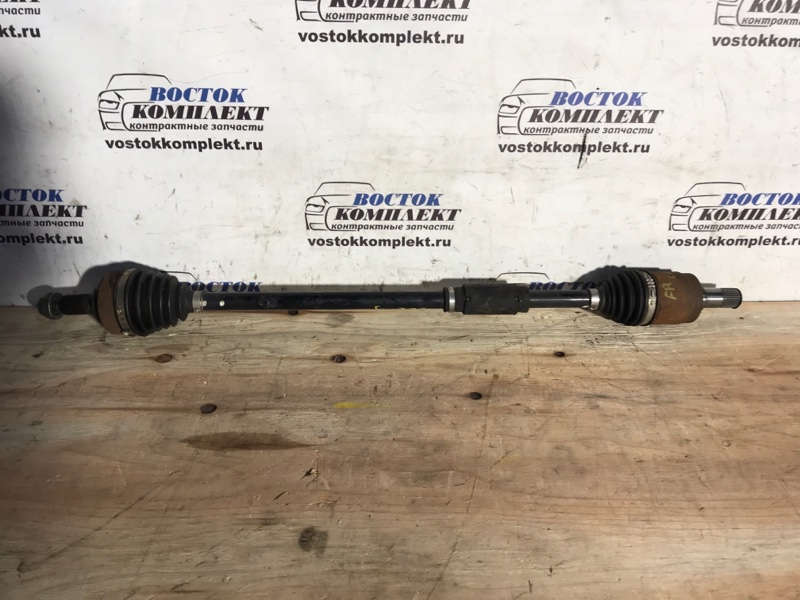 Привод Honda Fit 2014 GP5 LEB перед прав