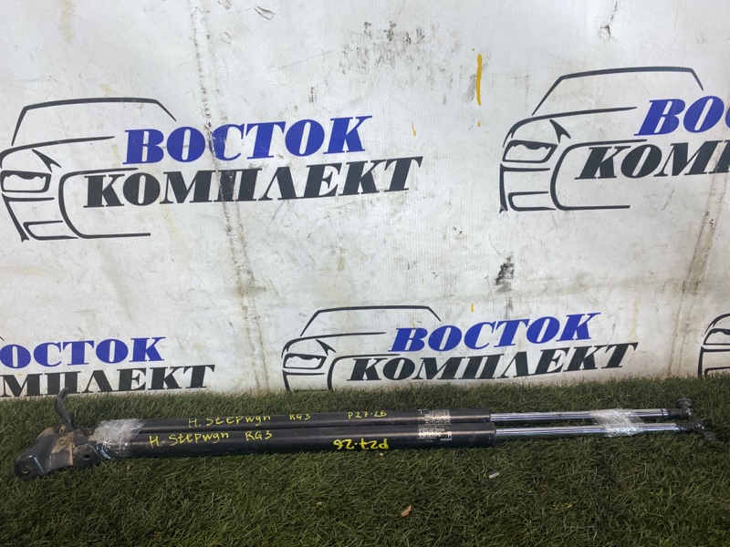 Амортизатор багажника Honda Stepwgn 2006 RG3 K24A