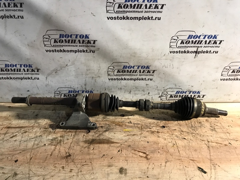 Привод Nissan Serena 2012 FC26 MR20DD перед прав