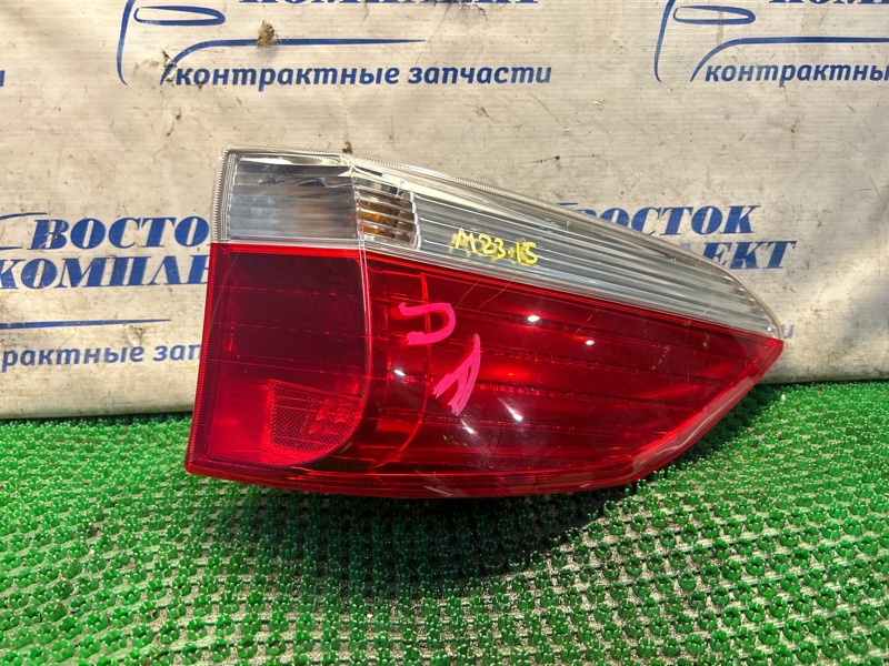 Фонарь стоп-сигнала Honda Partner GJ3 L15A прав