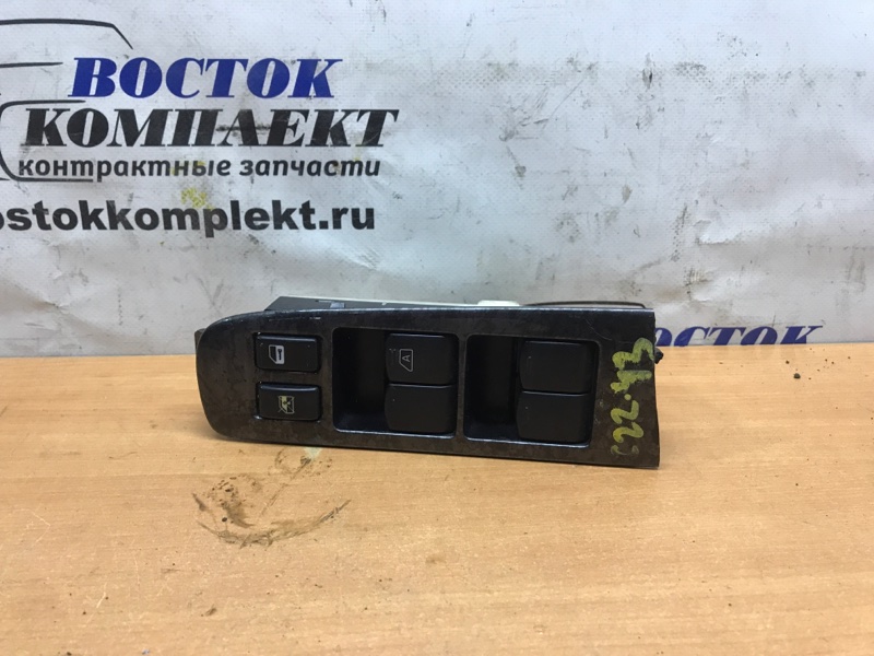 Блок управления стеклоподъемниками Nissan Serena 2007 C25 MR20DE перед прав
