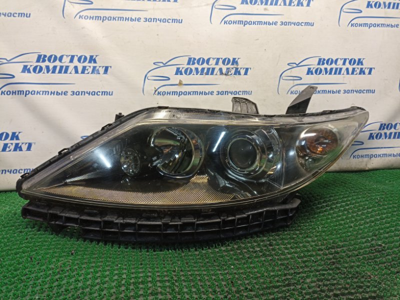 Фара Honda Elysion RR1 K24A лев