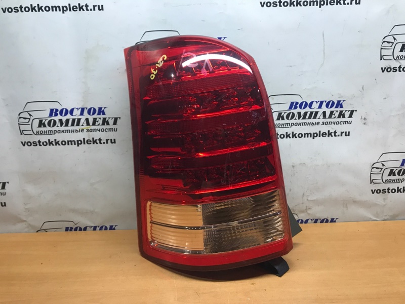 Фонарь стоп-сигнала Toyota Sienta 2007 NCP85G 1NZ-FE лев