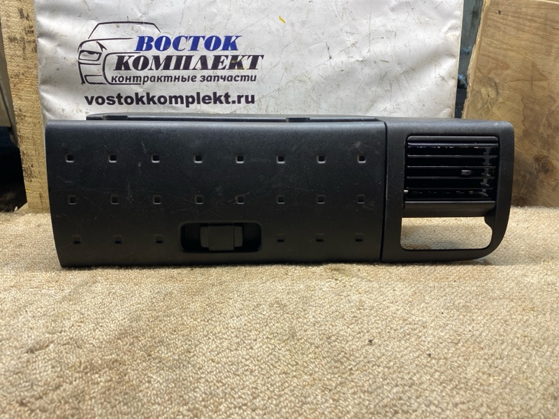 Бардачок Nissan Cube 2004 BZ11 CR14DE