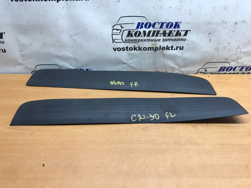 Накладка порога Toyota Wish 2006 ZNE10G 1ZZ-FE перед