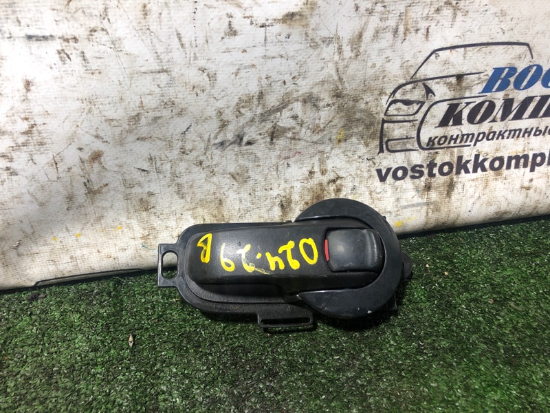 Ручка внутренняя Nissan Cube 2004 BZ11 CR14DE перед прав