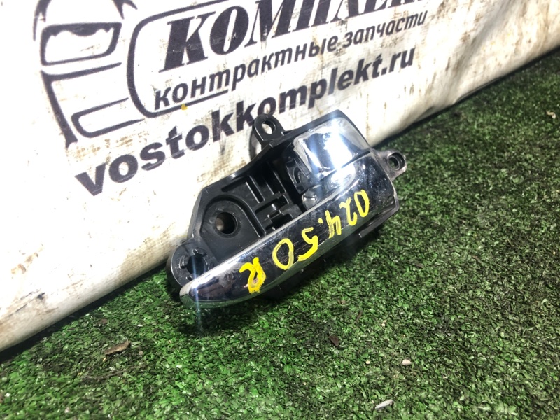 Ручка внутренняя Nissan Cima HF50 VQ30DET прав
