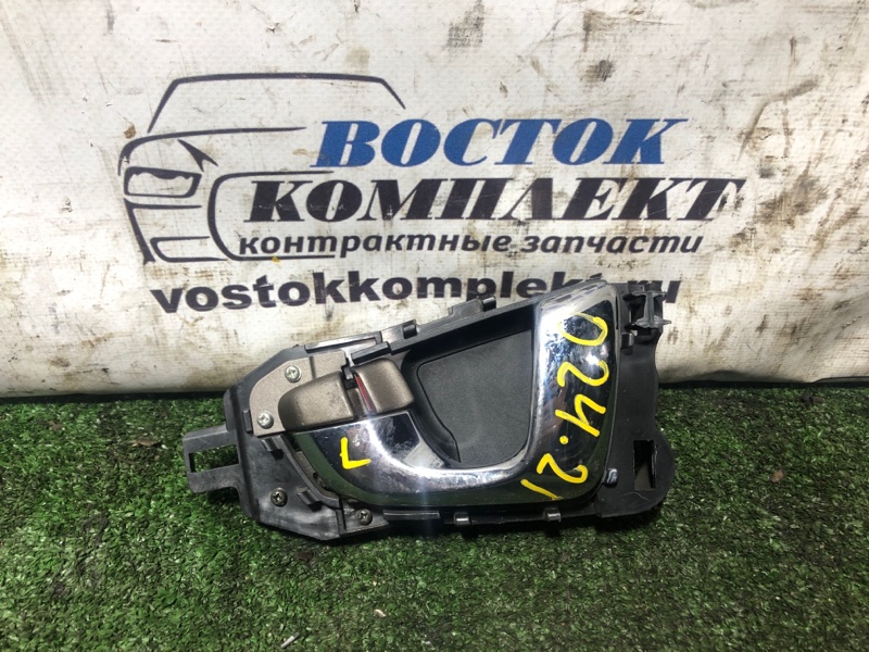 Ручка внутренняя Honda Elysion RR1 K24A перед лев