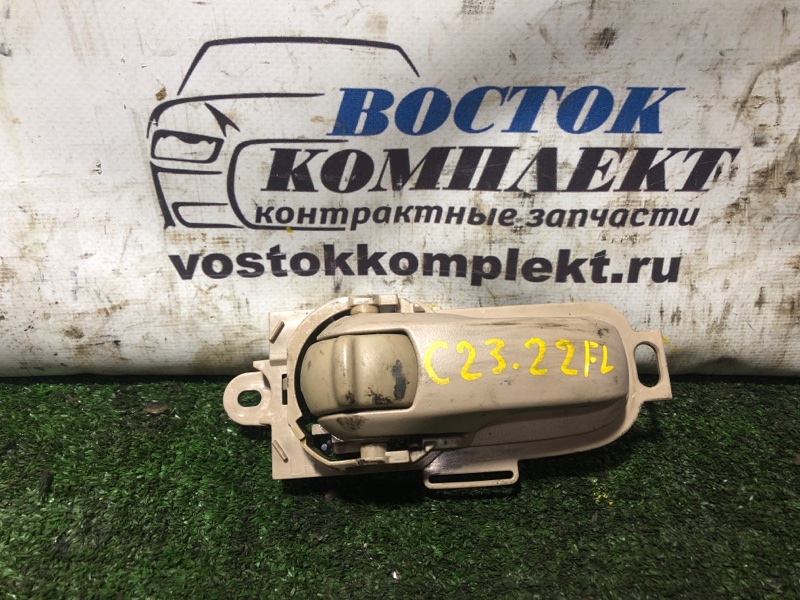 Ручка внутренняя Nissan Cube BGZ11 CR14DE перед лев