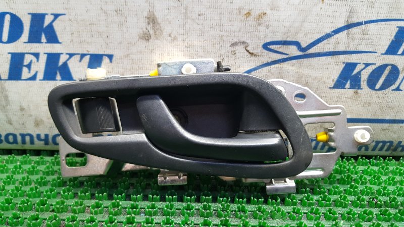 Ручка двери внутренняя Honda Partner GJ3 L15A прав