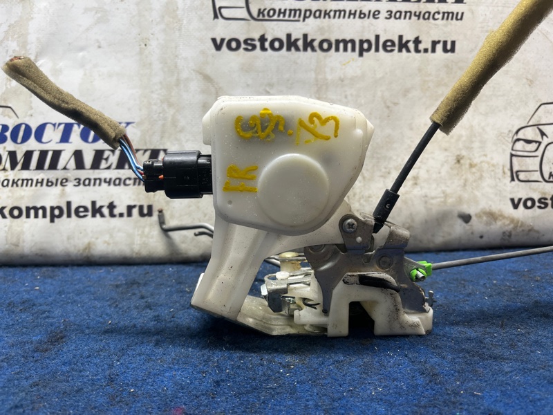 Замок дверной Nissan KIX H59A 4A30 перед прав