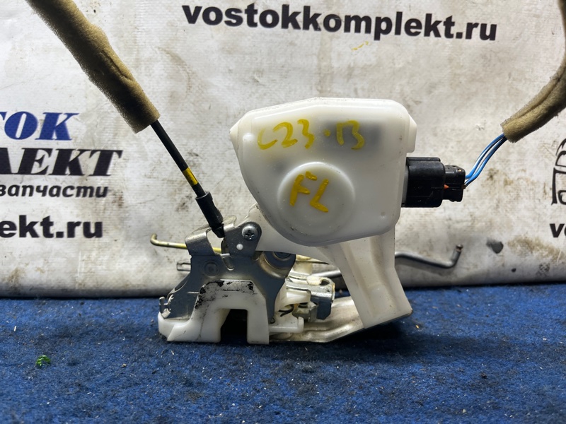 Замок дверной Nissan KIX H59A 4A30 перед лев