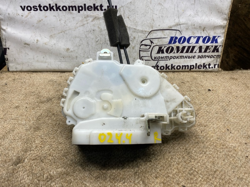 Замок дверной Honda Freed 2008 GB3 L15A перед прав