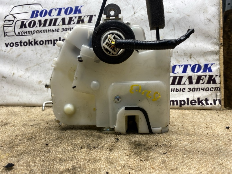 Замок дверной Honda Airwave 2010 GJ2 L15A перед прав