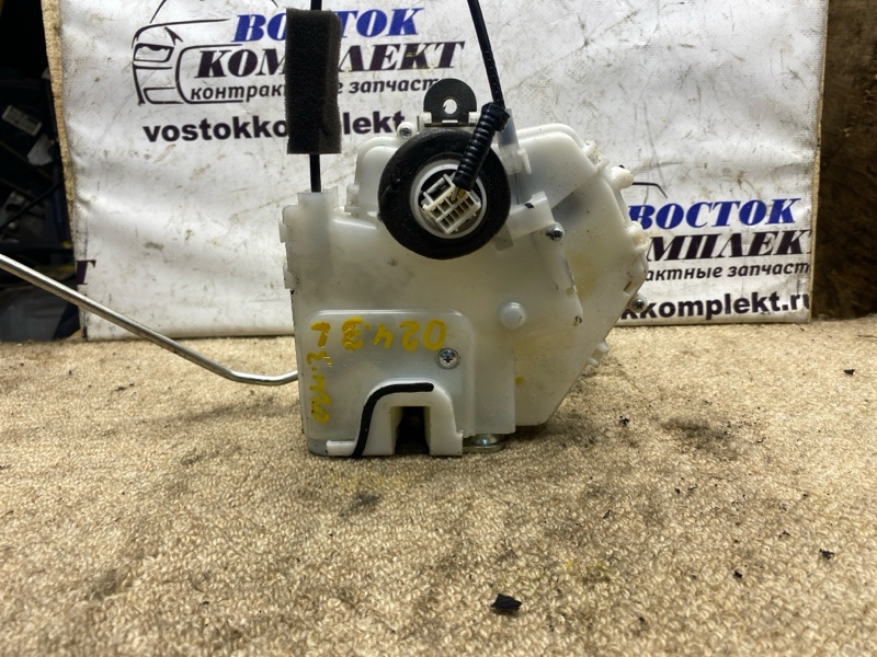 Замок дверной Honda Airwave 2010 GJ2 L15A перед лев