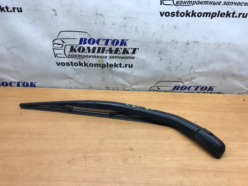 Дворник задний Toyota Ractis 2008 SCP100 2SZ-FE зад