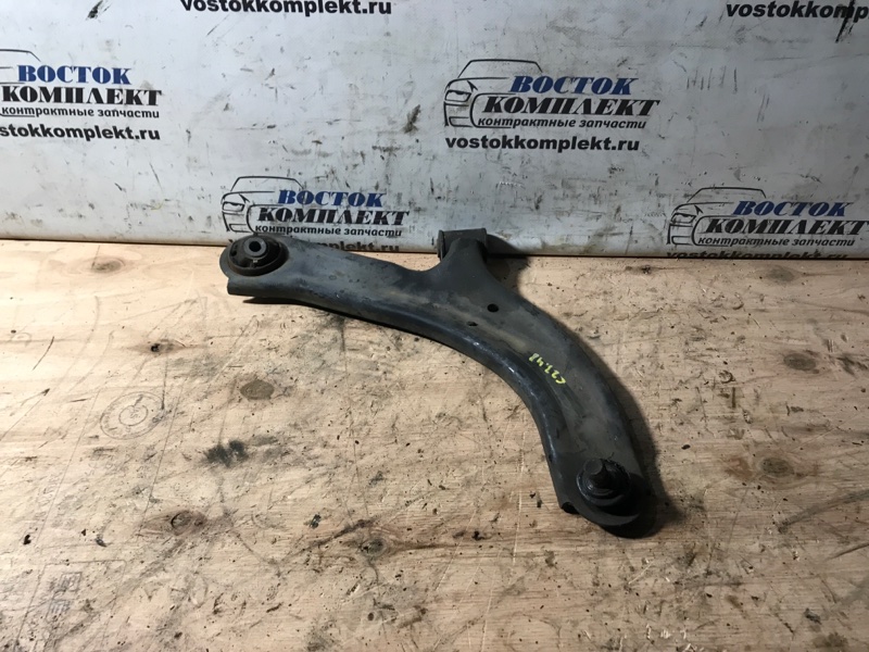 Рычаг подвески Nissan Cube 2004 BZ11 CR14DE перед прав