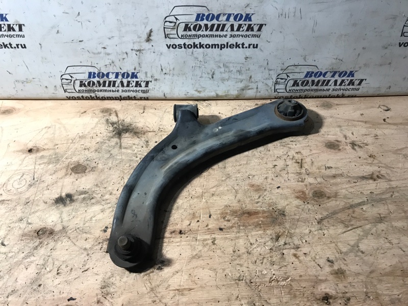 Рычаг подвески Nissan Cube 2004 BZ11 CR14DE перед лев