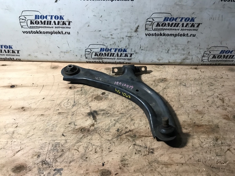 Рычаг подвески Nissan Serena 2011 FC26 MR20DD перед прав