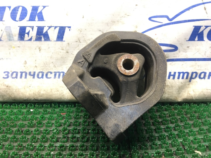 Подушка двигателя Honda Stepwgn RF3 K20A зад