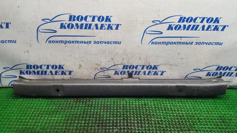 Накладка багажника Suzuki Jimny JB23W