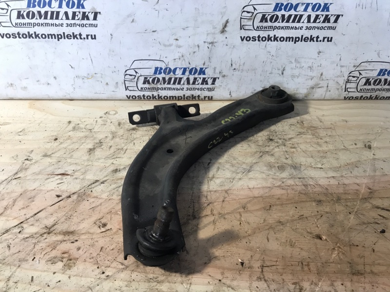 Рычаг подвески нижний Nissan Serena 2007 C25 MR20DE перед лев