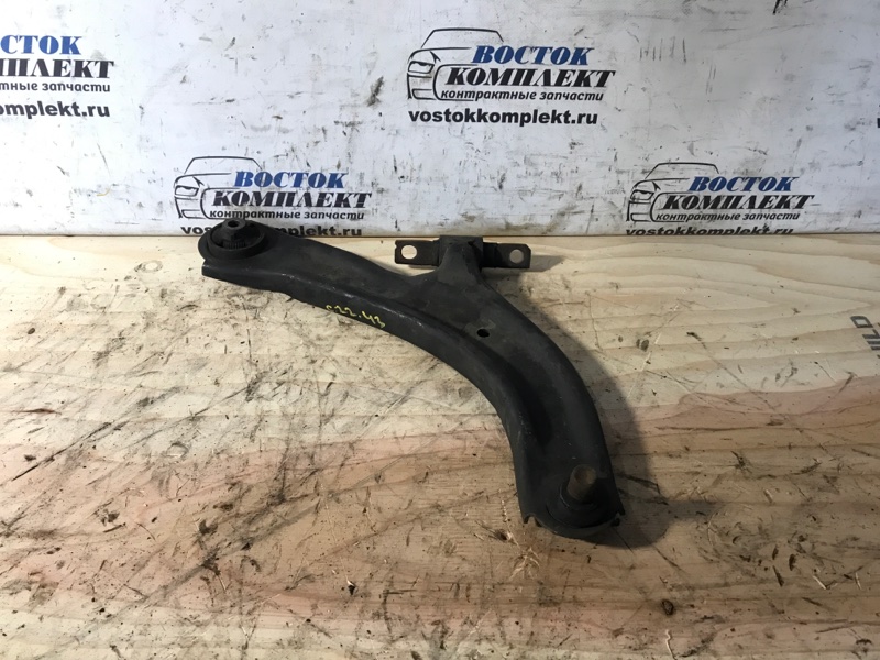 Рычаг подвески нижний Nissan Serena 2007 C25 MR20DE перед прав