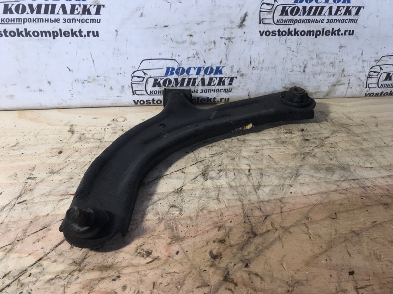 Рычаг подвески нижний Nissan Cube 2004 BZ11 CR14DE перед лев