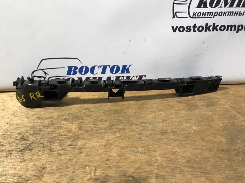 Клипса бампера Honda Fit 2014 GP5 LEB зад прав