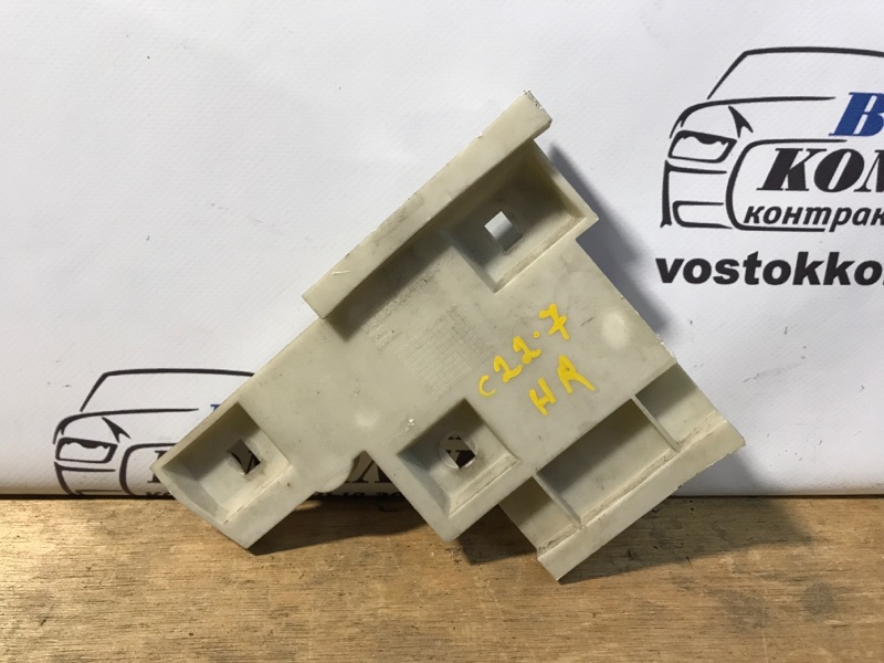 Клипса бампера Volvo XC70 XC70 B5254T4 перед прав