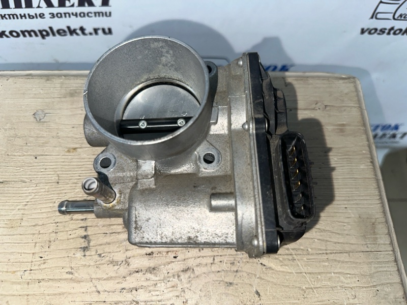 Заслонка дроссельная Toyota Voxy ZRR75W 3ZR-FAE