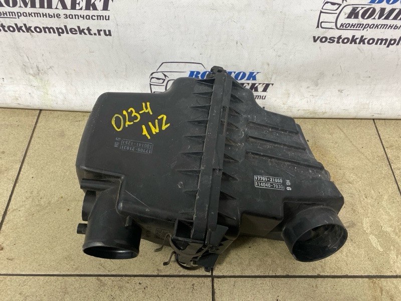 Корпус воздушного фильтра Toyota Will Cypha 2005 NCP75 1NZ-FE