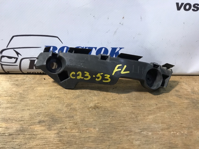 Клипса бампера Mazda Atenza 2007 GH5FS L5-VE перед лев