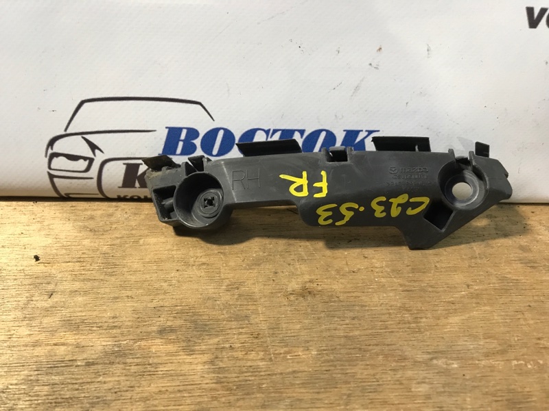 Клипса бампера Mazda Atenza 2007 GH5FS L5-VE перед прав