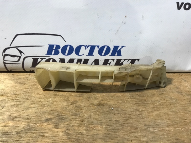 Клипса бампера Nissan Cube 2004 BZ11 CR14DE перед прав