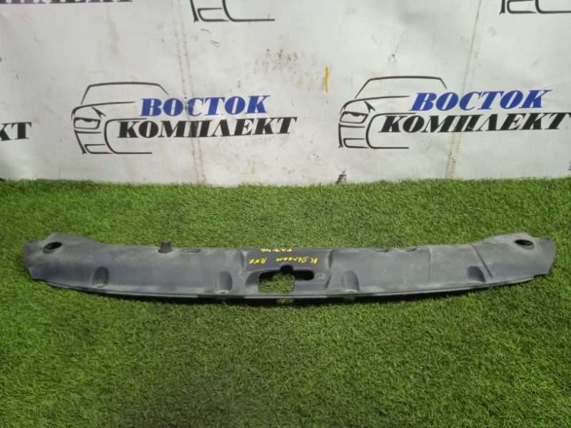 Накладка рамки радиатора Honda Stream 2007 RN6 R18A перед