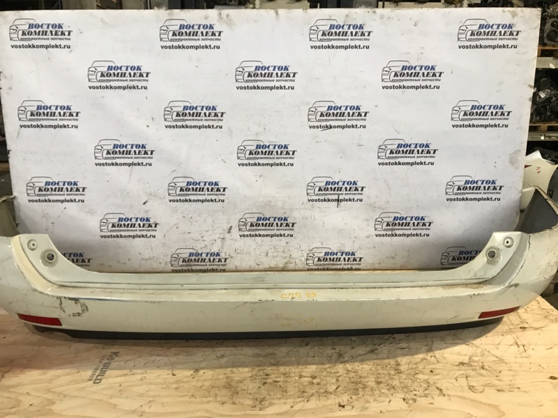 Бампер Nissan Serena 2010 C25 MR20DE зад