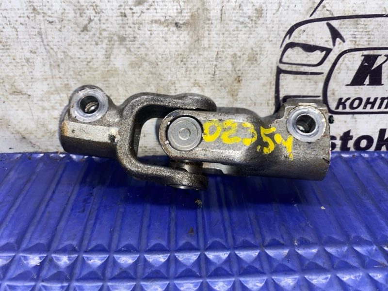 Кардан рулевой Toyota Ractis NCP100 1NZ-FE