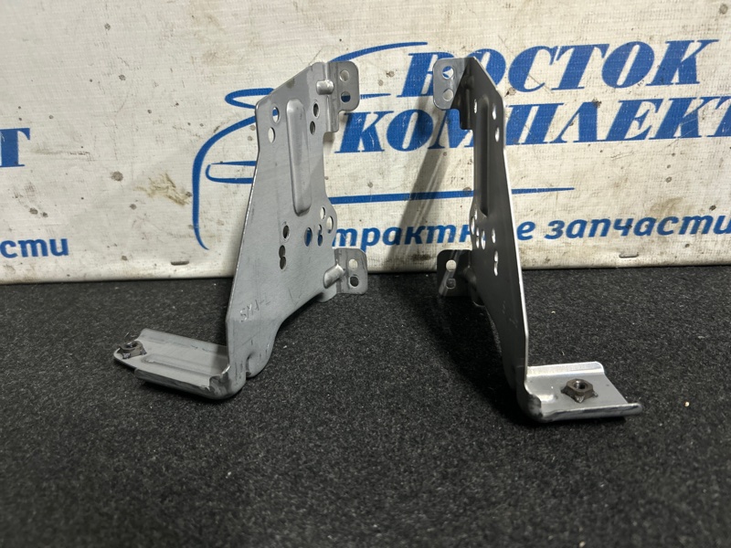 Крепление магнитолы Honda Stream 2007 RN6 R18A