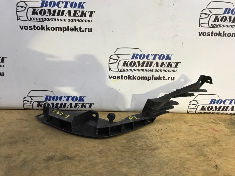 Клипса бампера Volkswagen Golf  APK зад лев