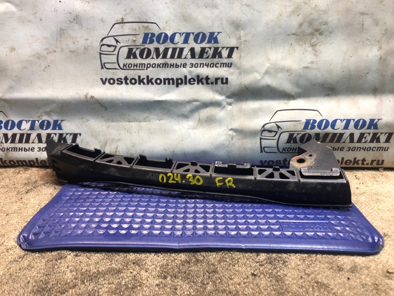 Планка под фару Honda Fit GE6 L15A перед прав