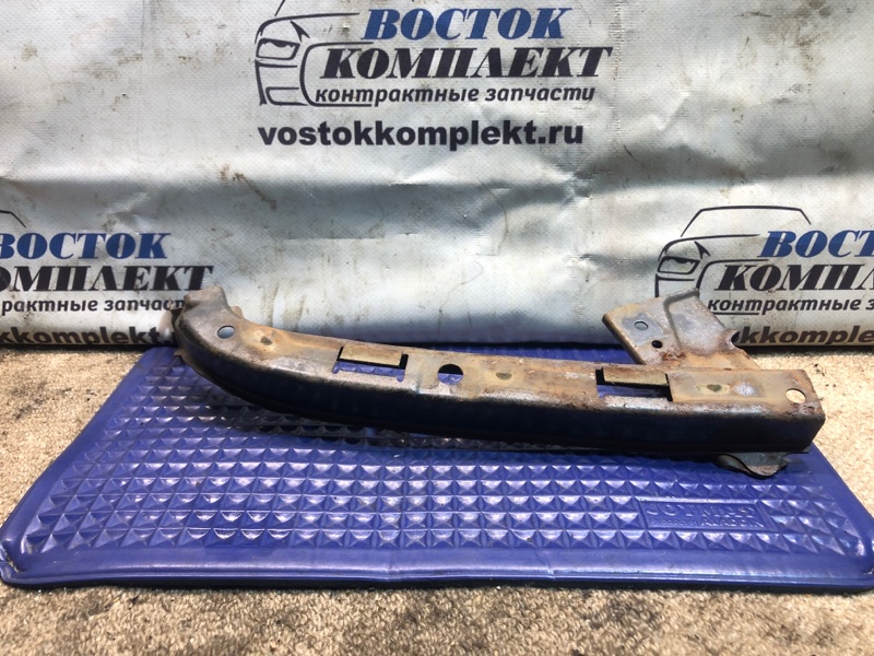 Планка под фару Honda Mobilio GB1 L15A перед прав