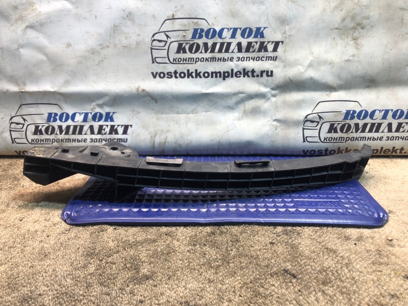 Планка под фару Honda Elysion RR1 K24A перед лев