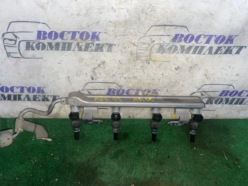 Форсунка топливная Nissan Note 2009 E11 HR15DE