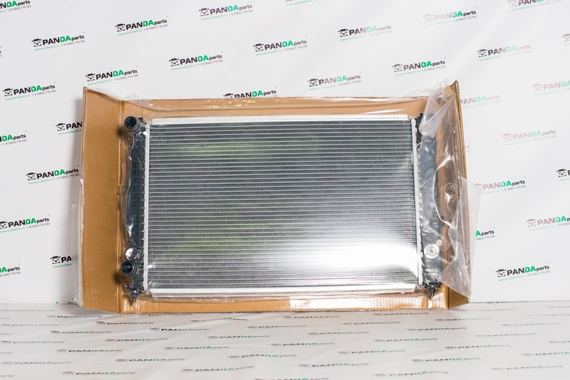 Радиатор двигателя Audi A6 4B2