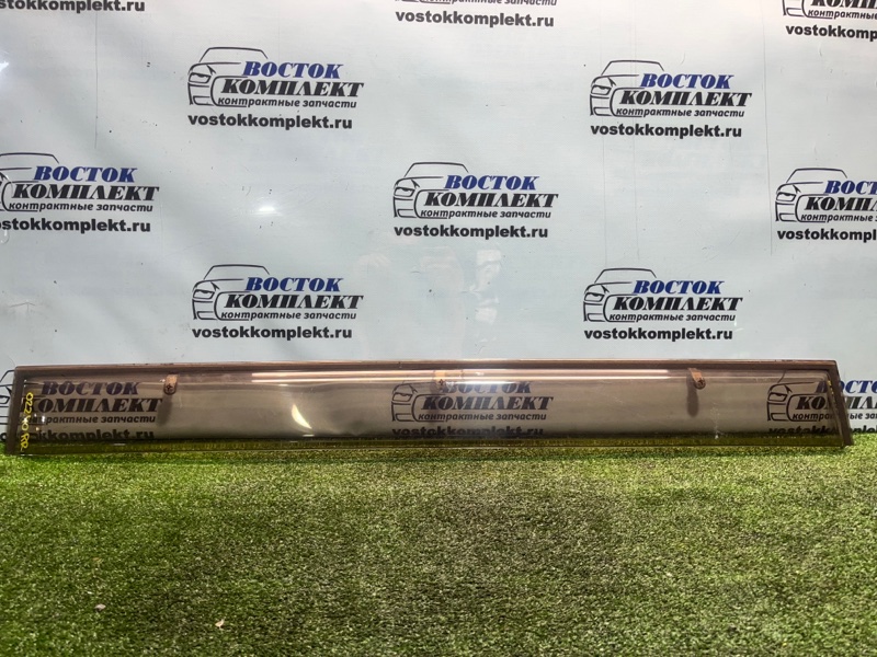 Ветровик Nissan Serena CC25 MR20DE зад прав