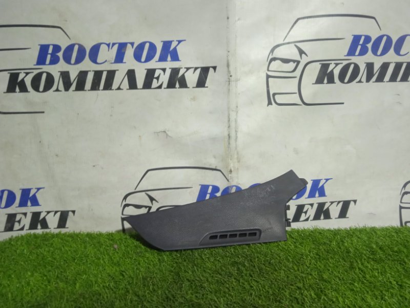 Накладка на торпедо Honda Odyssey 2006 RB1 K24A прав