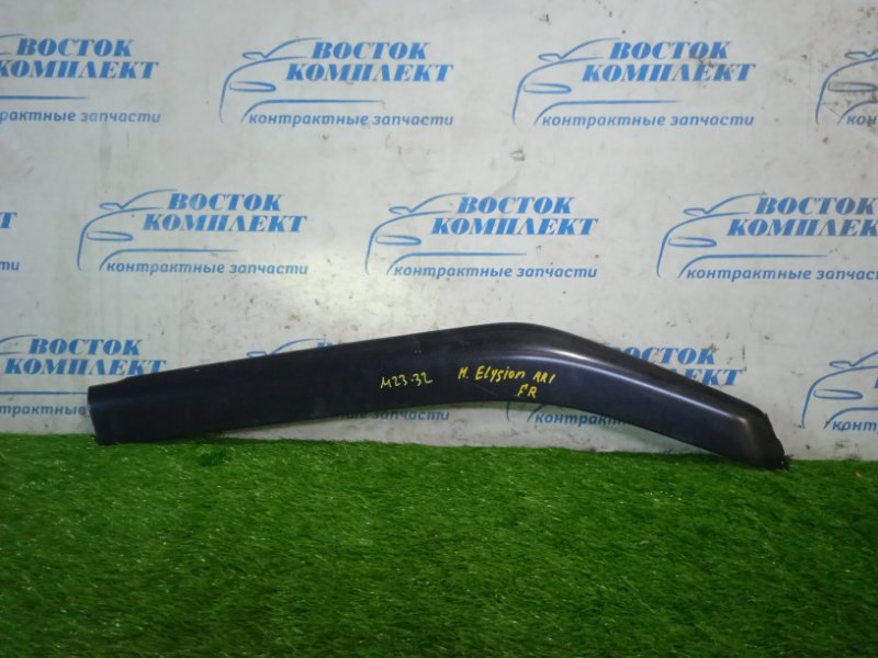 Ветровик Honda Elysion RR1 K24A перед прав